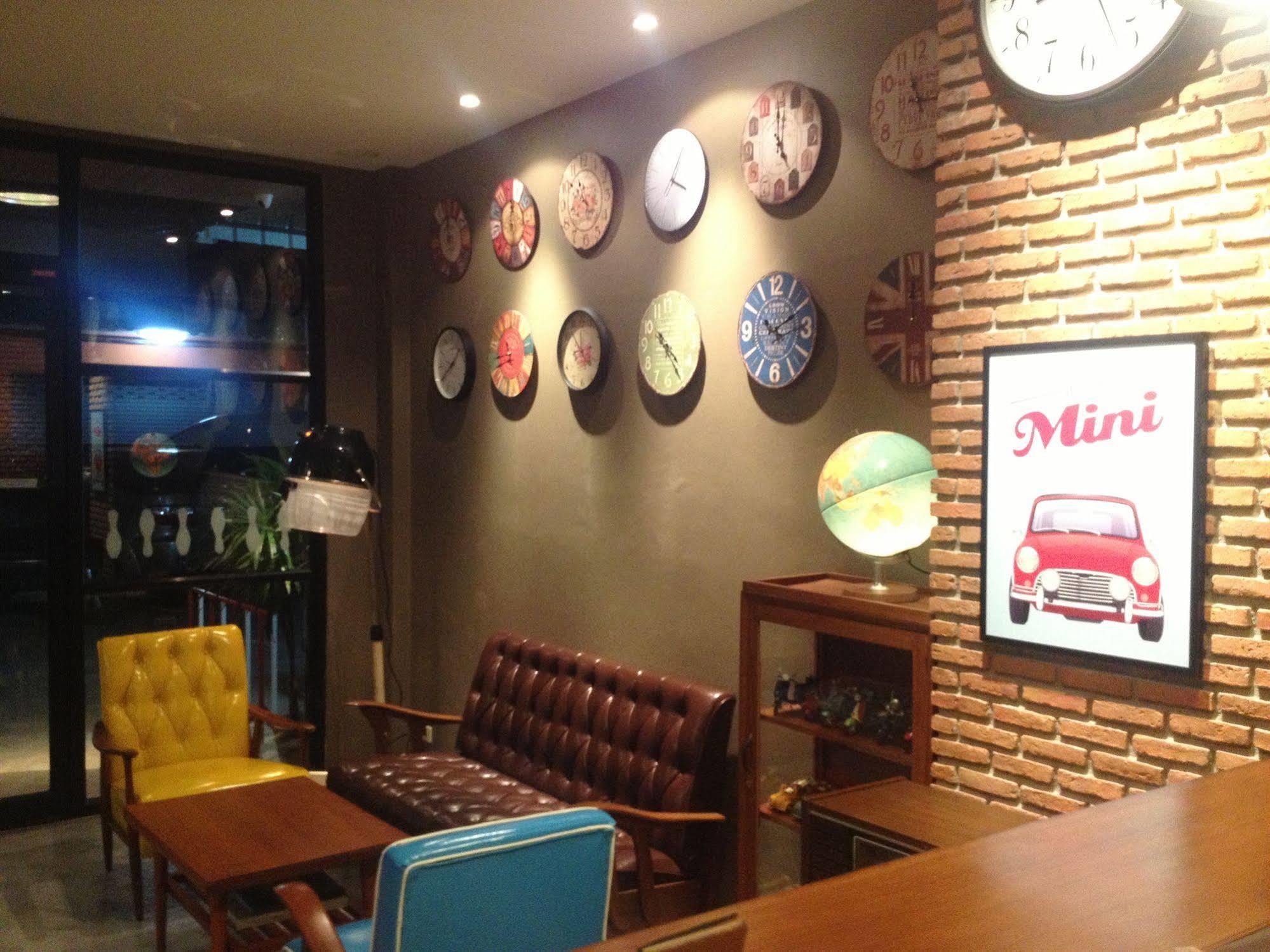Hostel Dfeel House Patong Zewnętrze zdjęcie